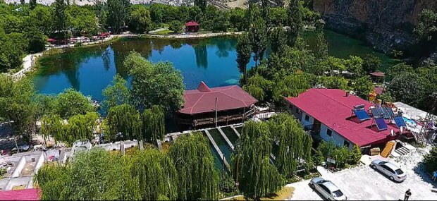 Erzurum Tortum ūdenskritums