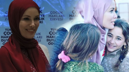 Hijaba aktrise Gamze Özçelik ir ceļā uz Āfriku!