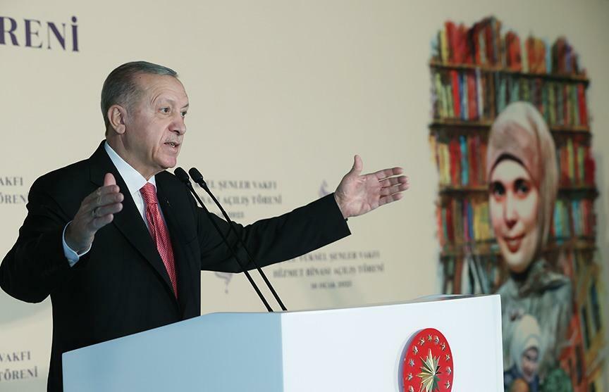 Prezidents Erdogans runāja Şule Yüksel Şenler fonda atklāšanā