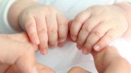 Kāpēc mazuļu rokas ir aukstas? Roku un kāju saaukstēšanās zīdaiņiem