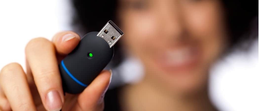 Kā šifrēt USB zibatmiņu vai SD karti, izmantojot Windows 10