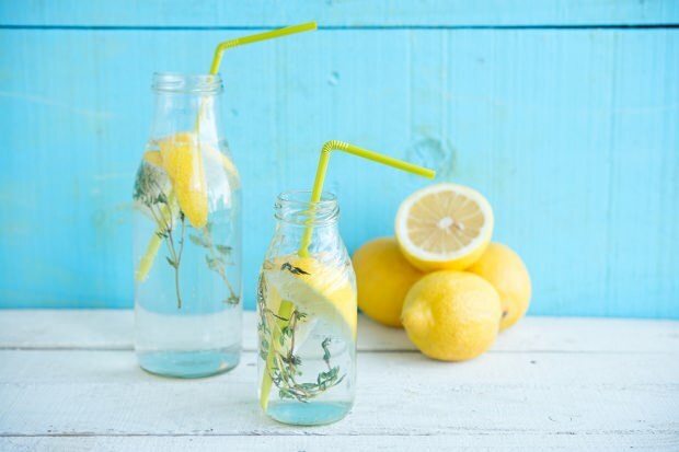 Vai dzerot citronu ūdeni tukšā dūšā no rīta, tas vājina? Citronūdens recepte svara zaudēšanai