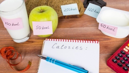 Kā tiek aprēķināta ikdienas kaloriju nepieciešamība?