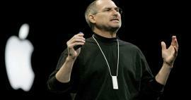 Apple dibinātāja Stīva Džobsa čības tiek izsolītas! Pārdots par rekordcenu