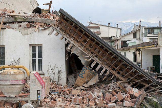 Ko darīt pēc zemestrīces