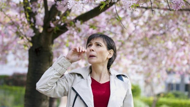 Kas ir pavasara alerģija? Kādi ir pavasara alerģijas simptomi? Kā izvairīties no pavasara alerģijas?