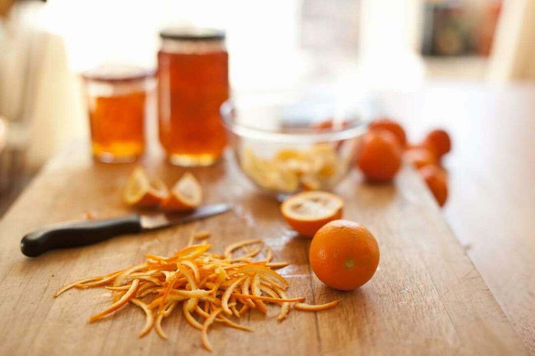 Kādas receptes ir visvieglāk pagatavot ar apelsīniem? Saldi smaržojošu apelsīnu desertu receptes