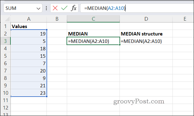 MEDIAN formulas piemērs programmā Excel