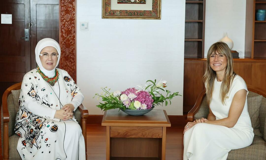 Emine Erdogan Bali tikās ar līderu sievām
