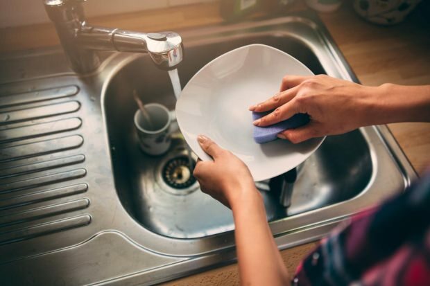 Padomi ātrai un praktiskai trauku mazgāšanai