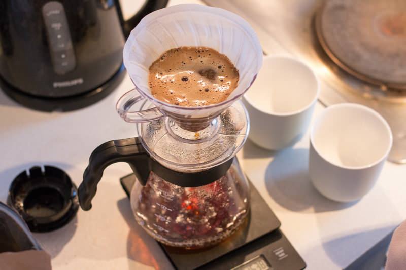 Kas ir filtrēta kafija? Kā tiek pagatavota visvieglāk filtrētā kafija? Padomi filtrētas kafijas pagatavošanai