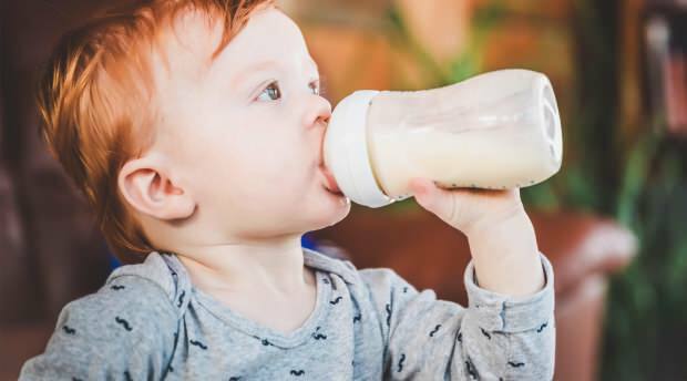 Kas ir piena alerģija? Kad piena alerģija iziet zīdaiņiem? Alerģija pret govs pienu ...