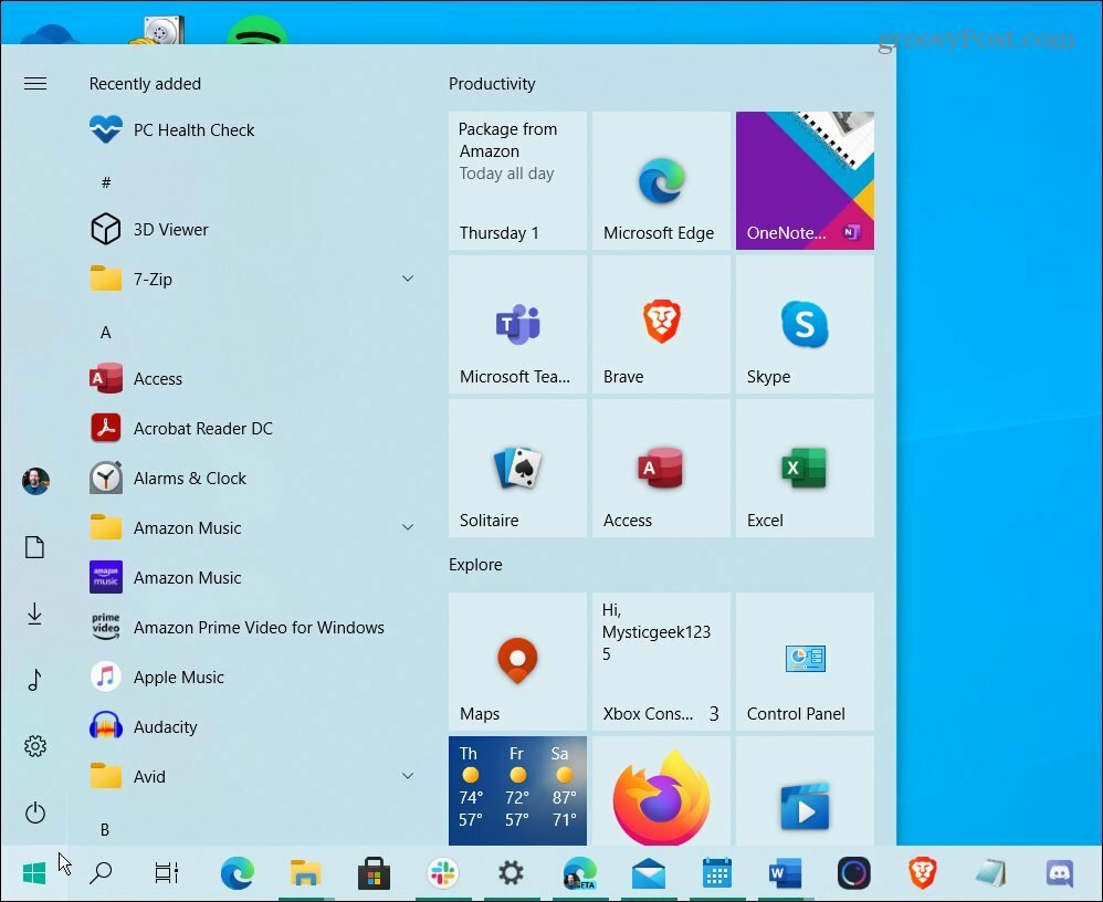 Windows 10 izvēlne Sākt ir līdzīga, taču ir sarežģītāka un tai ir dzīvas flīzes. Un ar reģistra kniebienu to varat iegūt operētājsistēmā Windows 11.
