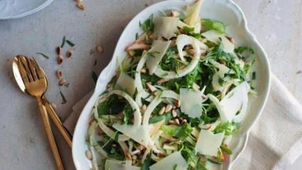10 garšīgi salāti, kurus svētkos pasniegsiet blakus gaļai