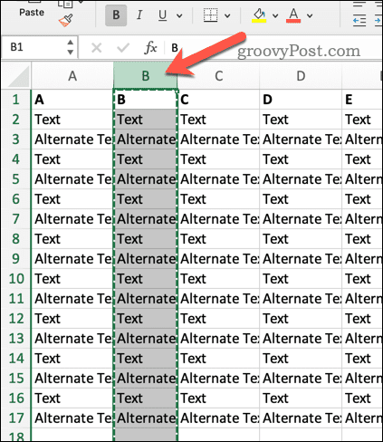 Programmā Excel atlasiet galveni