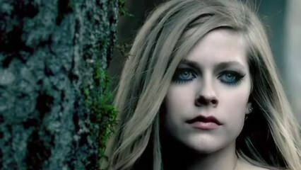 Avrila Lavigne ieguva kluso slepkavas slimību!