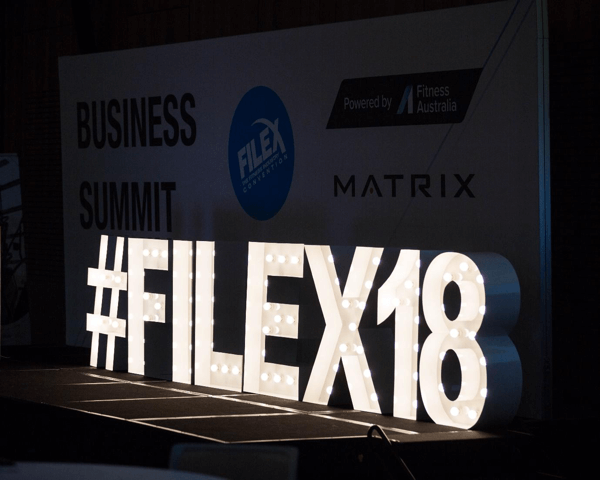 Kā reklamēt savu tiešraides pasākumu vietnē Facebook, tiešraides hashtag piemērs vietnē # filex18