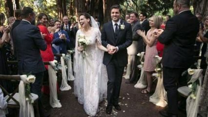 Holivudas zvaigzne Hilarija Svanka ir precējusies!