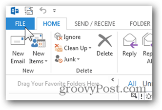 Pievienot pastkasti Outlook 2013 - noklikšķiniet uz Fails