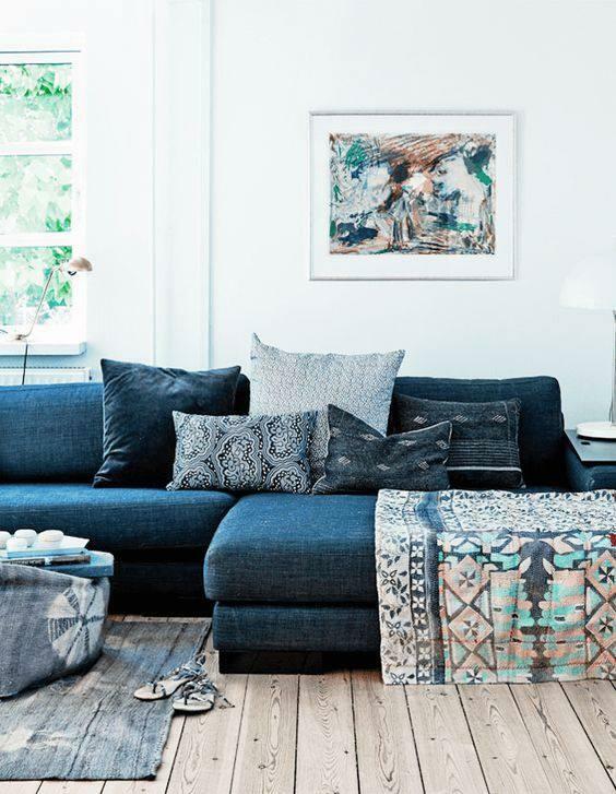Indigo krāsas dīvānu komplekti 
