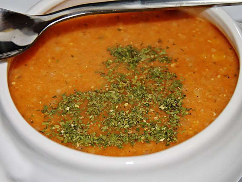 Kā pagatavot Mengenas zupu? Oriģinālā garšīgo vizīšu zupas recepte