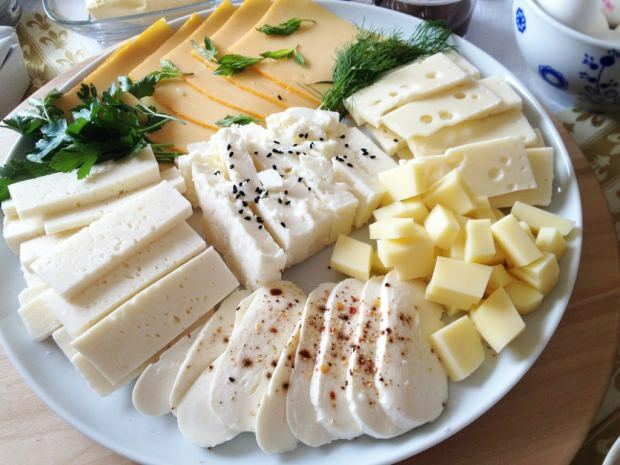 Kā izveidot siera diētu?