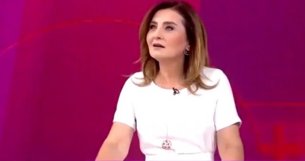 İnci Ertuğrul klusums zemestrīces laikā aplaudēja Star TV!