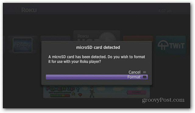 Kā instalēt MicroSD karti Roku2