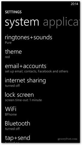 Windows Phone 8 pielāgo bloķēšanas ekrāna iestatījumus