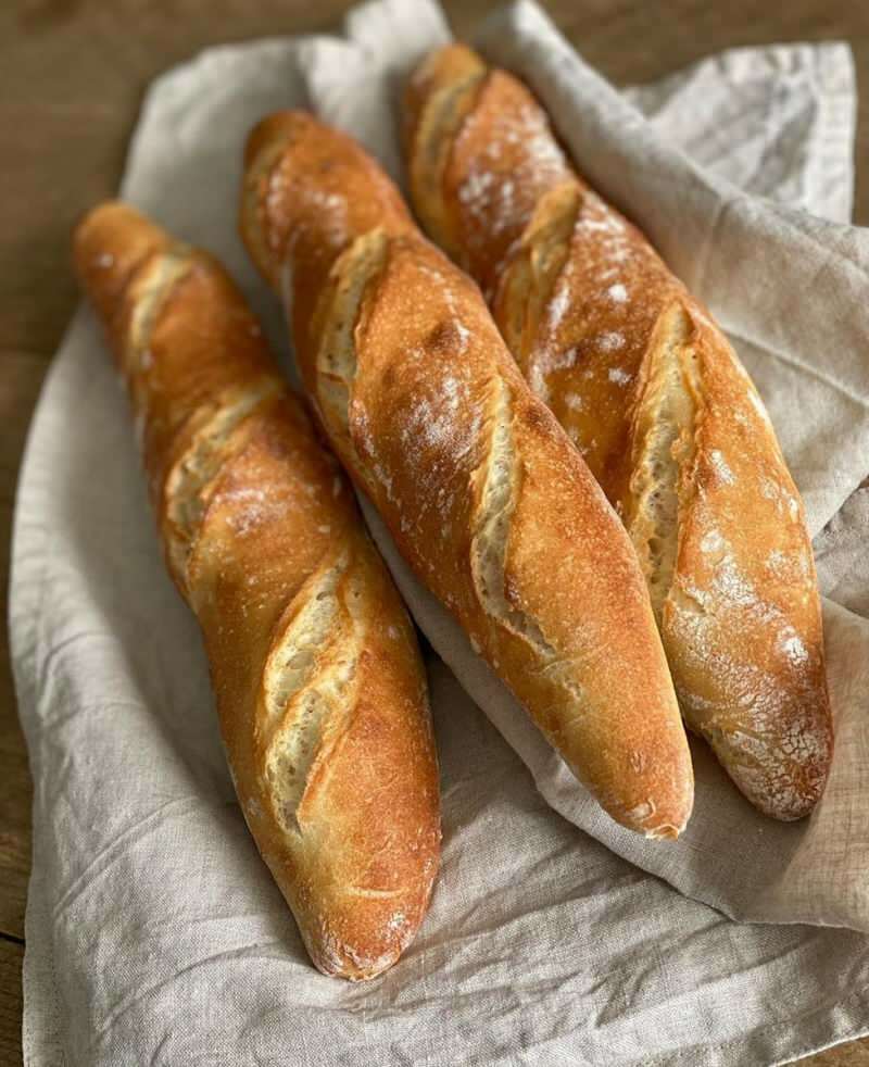 Kā pagatavot visvieglāko bagetes maizi? Padomi franču bagetes maizei