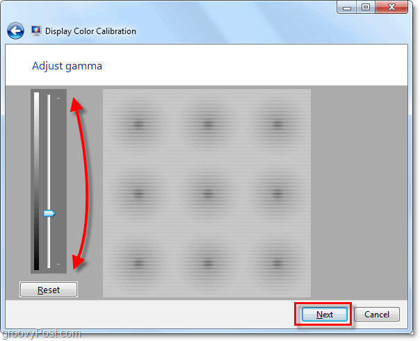 izmantojiet ritjoslas, lai pārvietotu gammu uz augšu un uz leju, lai atbilstu attēlam no iepriekšējās Windows 7 lapas
