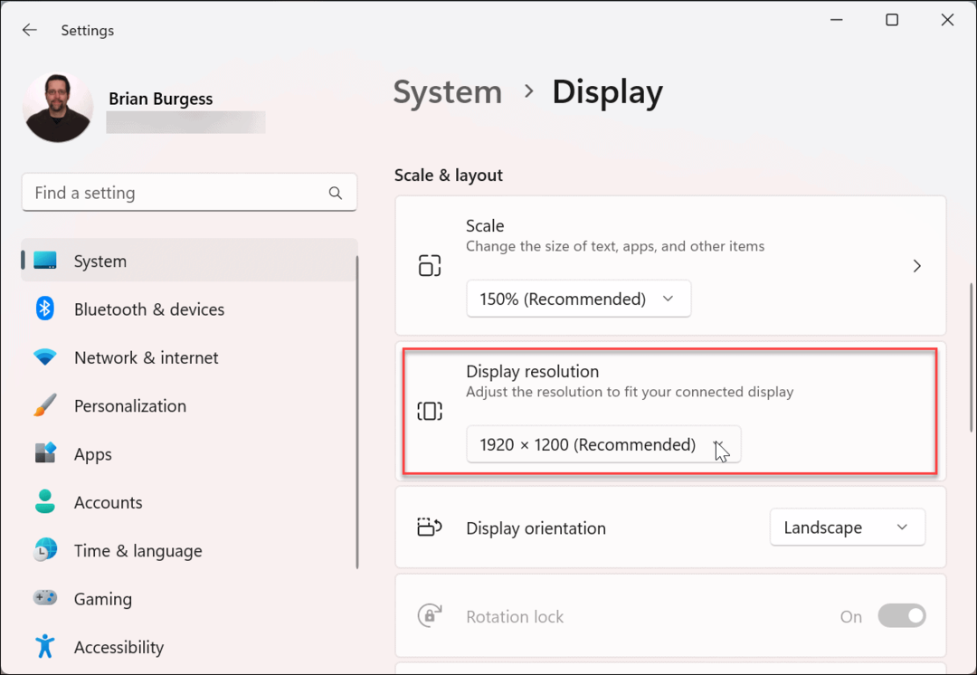 Mainiet ekrāna izšķirtspēju operētājsistēmā Windows 11