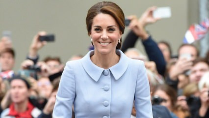 Kate Middleton tērpiem tērēja 94 000 mārciņu 2020. gadā!