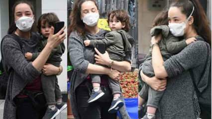 Azra Akina aizveda savu dēlu Demiru, lai viņš vakcinētos!