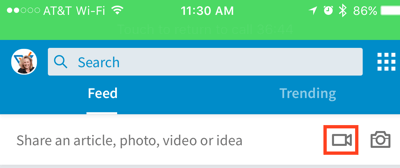 Noklikšķiniet uz videokameras ikonas, lai izveidotu LinkedIn video atjauninājumu.
