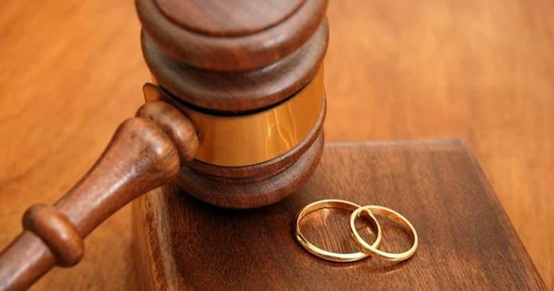 Augstākās tiesas lēmums par laulības šķiršanu