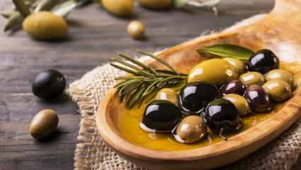 Ko darīt, lai nepieļautu, ka mājās gatavotās olīvas mīkstina? Kā ilgstoši saglabāt olīvas
