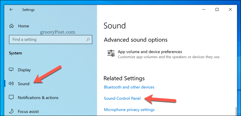 Operētājsistēmā Windows 10 atveriet skaņas vadības paneli