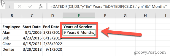 Excel datēts ar darba gadiem un mēnešiem