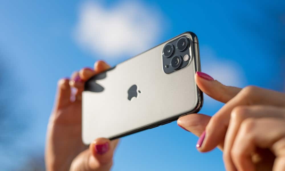 Kā dublēt fotoattēlus vai videoklipus iPhone tālrunī