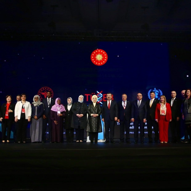 emine erdoğan tradicionālās medicīnas kongress