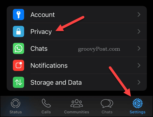 iPhone tālrunī atveriet WhatsApp konfidencialitātes iestatījumus