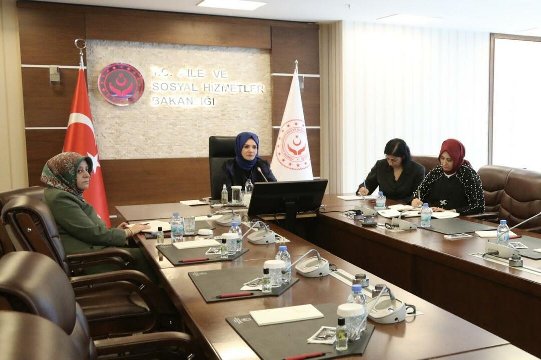 Ģimenes un sociālo pakalpojumu ministrs Mahinur Özdemir Göktaş Palestīnas sarunas