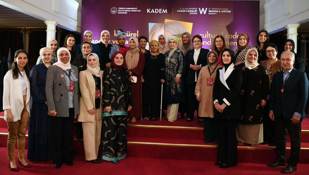 Emine Erdogan uzstājās Starptautiskajā sieviešu un tiesiskuma samitā, NVO pārstāvji