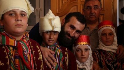 Augšāmcelšanās Ertuğrul's Abdurrahman Alp devās uz Sīriju