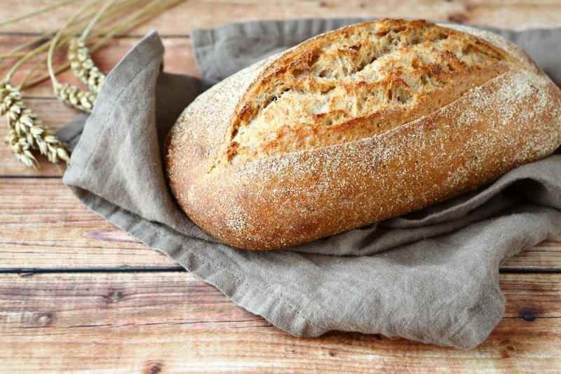 Kā pagatavot neraudzētu maizi? Vienkāršākā maizes recepte bez rauga