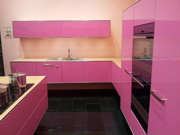 rozā virtuves dekorēšanas idejas