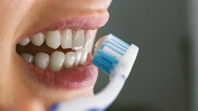Vai zobu mazgāšana pārtrauc badošanos?