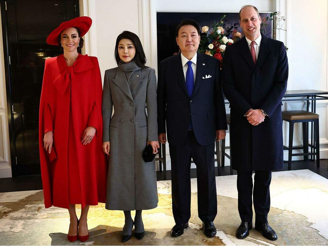 Keita Midltone un princis Viljams ar Dienvidkorejas prezidentu Yon Suk Yeol un viņa sievu Kimu Keonu Hī