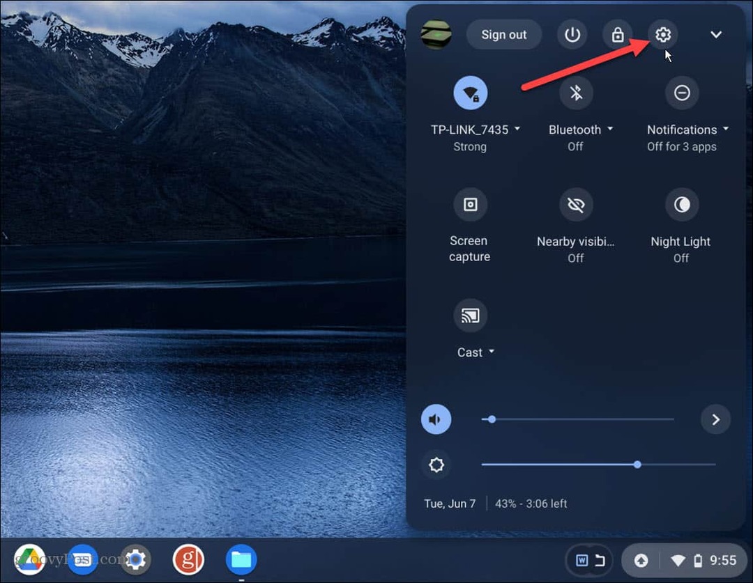 Chromebook datorā ieslēdziet vai izslēdziet taustiņu Caps Lock